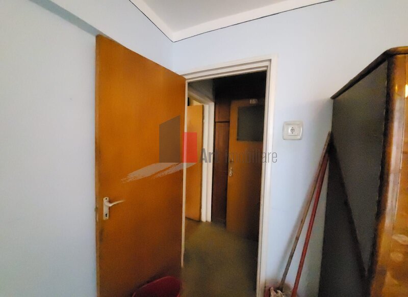 Nicolae Grigorescu, apartament 3 camere 50 m metrou N. Grigorescu