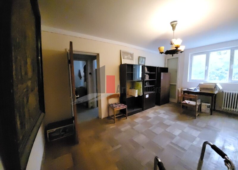 Nicolae Grigorescu, apartament 3 camere 50 m metrou N. Grigorescu